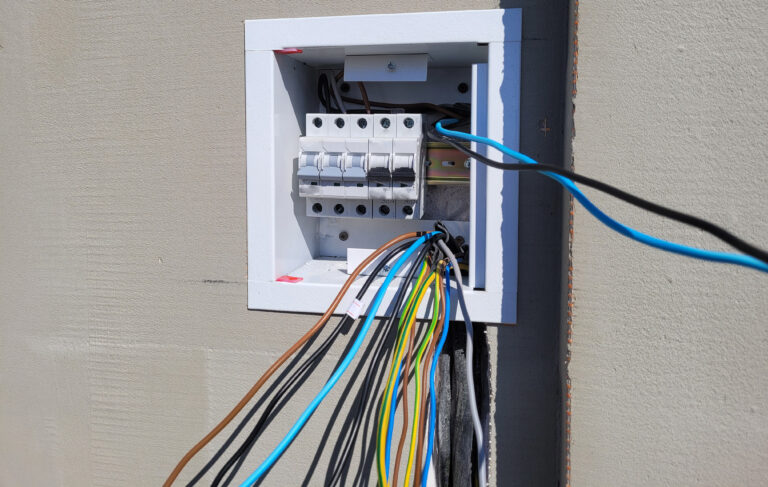 10 Common Electrical Problems in Homes in Clermont, FL